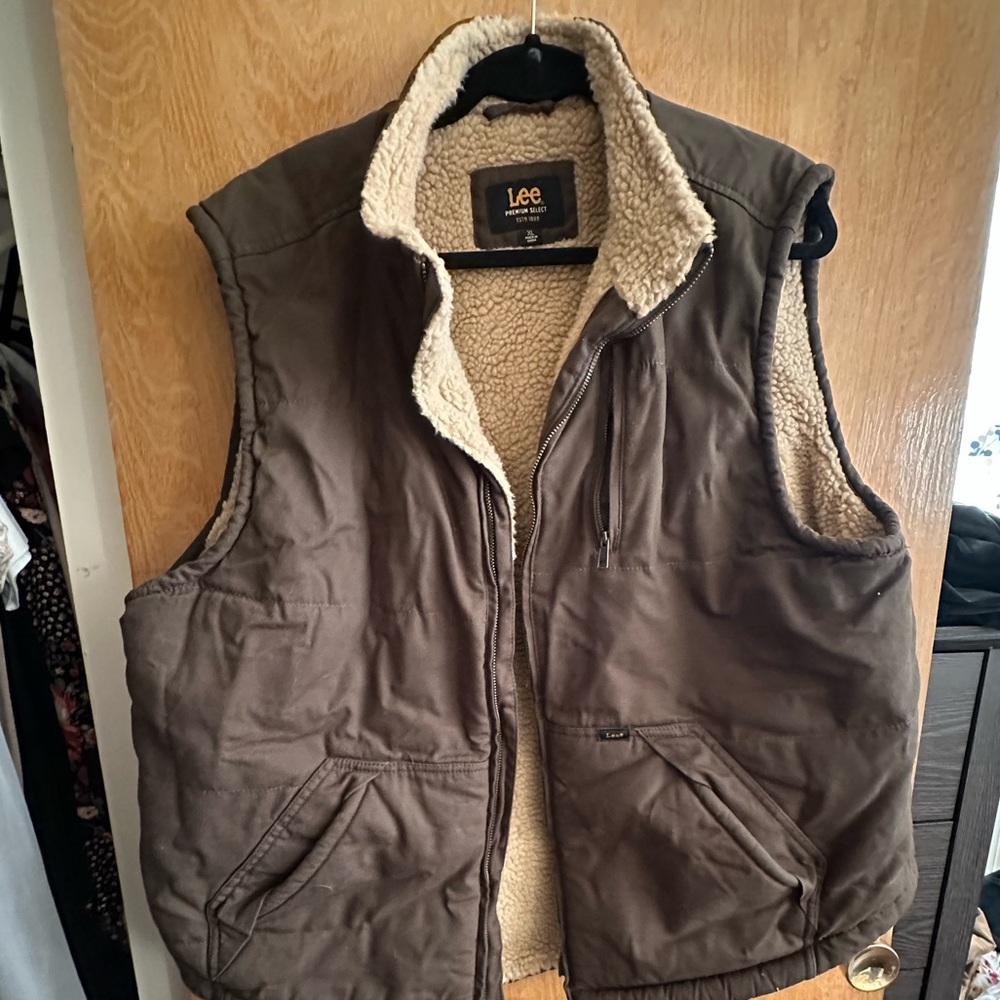 Men’s Lee Sherpa Vest